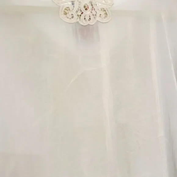 Johnny Was Off White Chalk Short Sleeve Dolman Sleeve Crochet Appliqué Front S - Picture 4 of 10